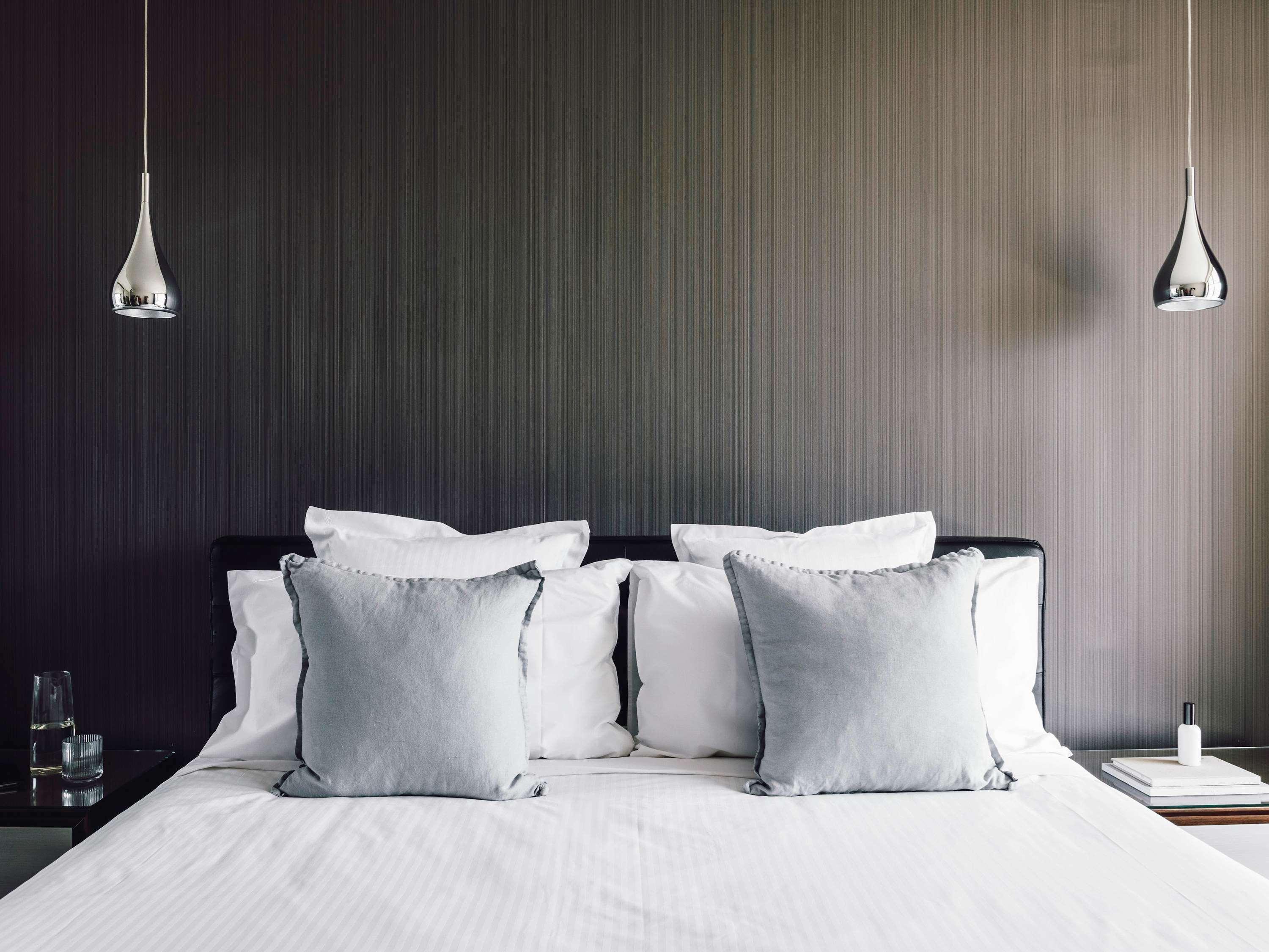 Quay West Suites Melbourne Zewnętrze zdjęcie A bedroom