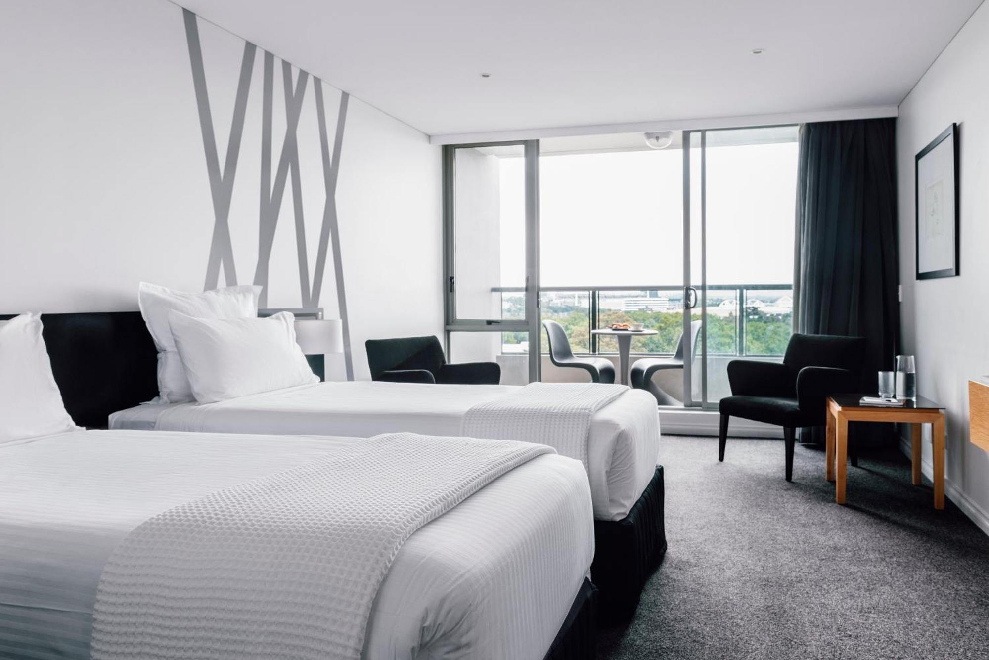 Quay West Suites Melbourne Zewnętrze zdjęcie A room at the W Hotel, Melbourne