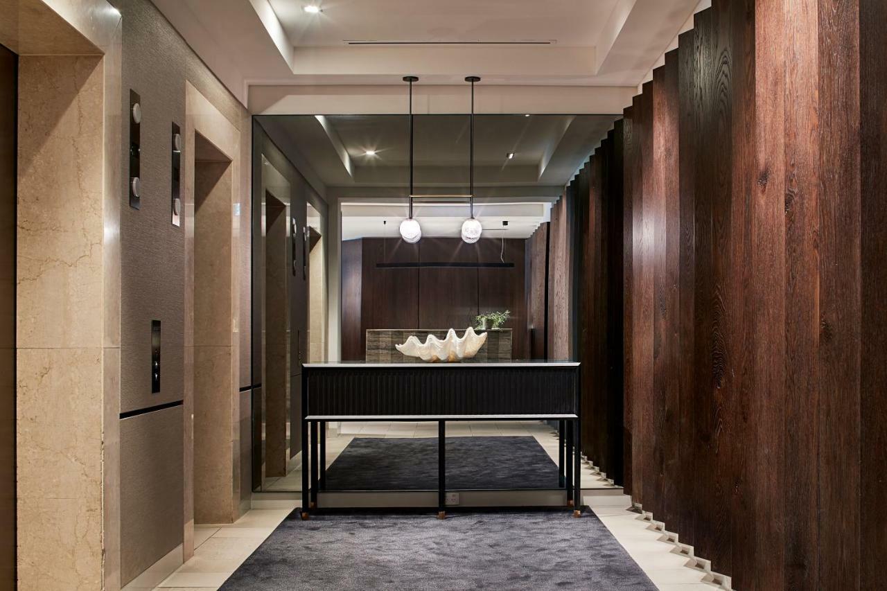 Quay West Suites Melbourne Zewnętrze zdjęcie The interior of the hotel